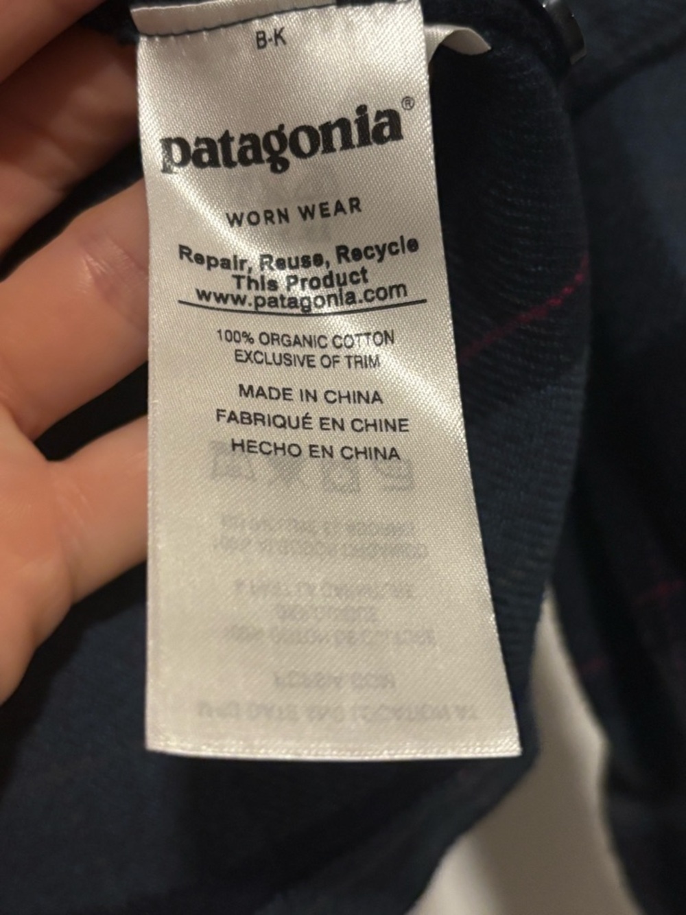 Patagonia Women's Dark Green and Black Plaid Button-Down Shirt - Picture 3 of 7